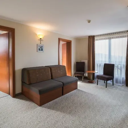 Narád Hotel 4*